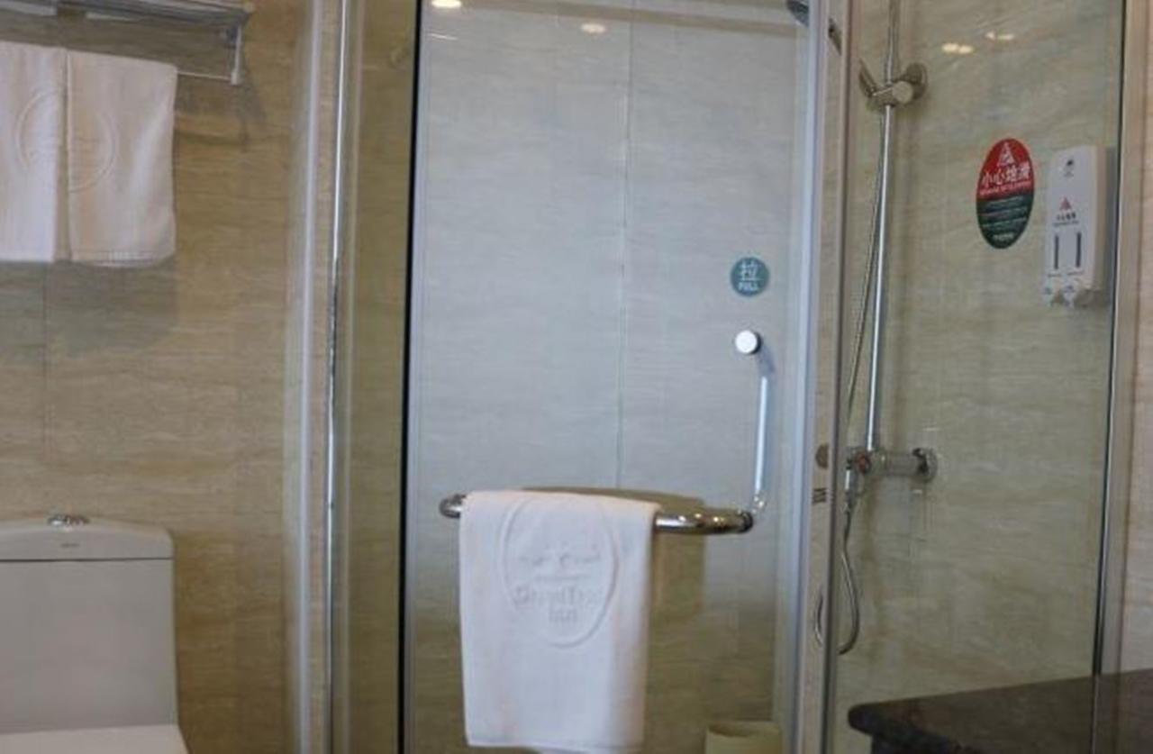 Greentree Inn Chongqing North Railway Station Express Hotel Bagian luar foto