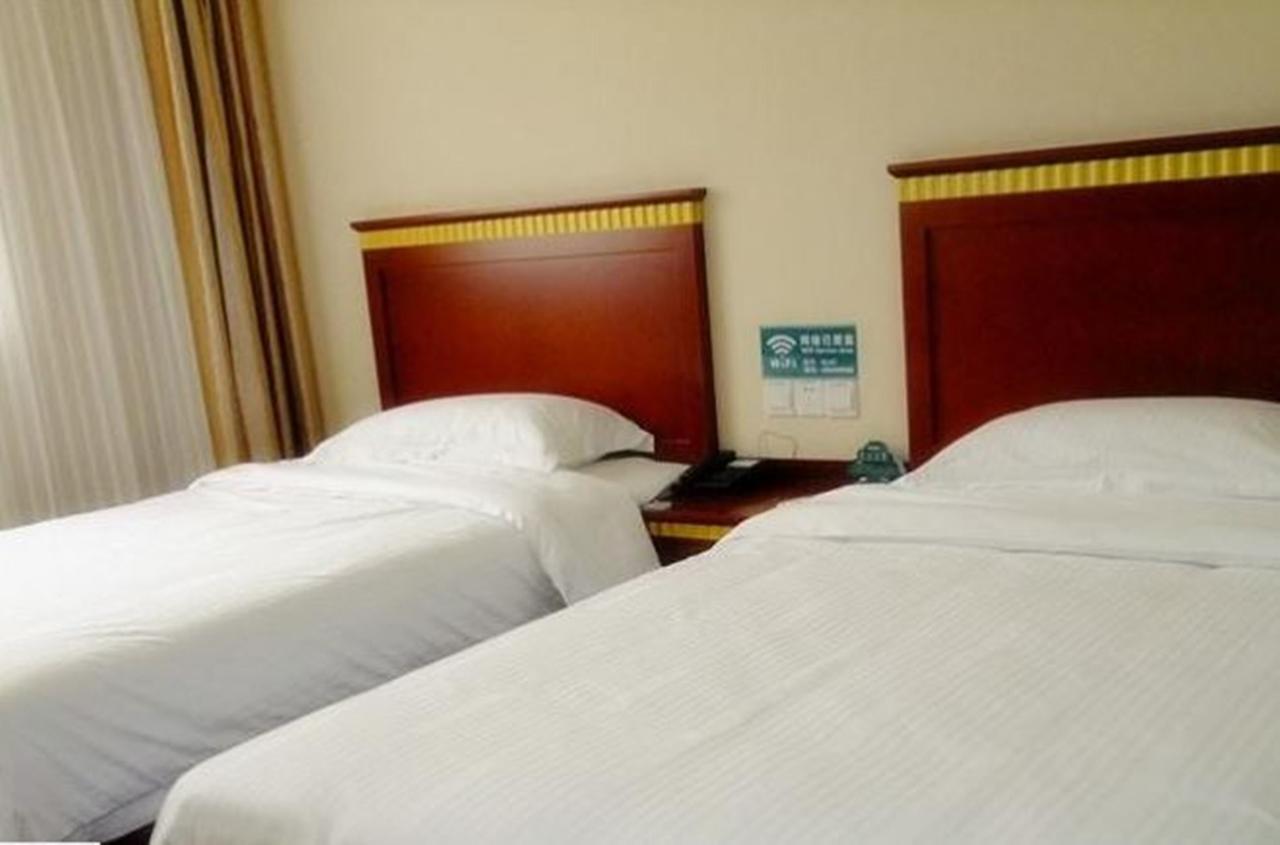 Greentree Inn Chongqing North Railway Station Express Hotel Bagian luar foto