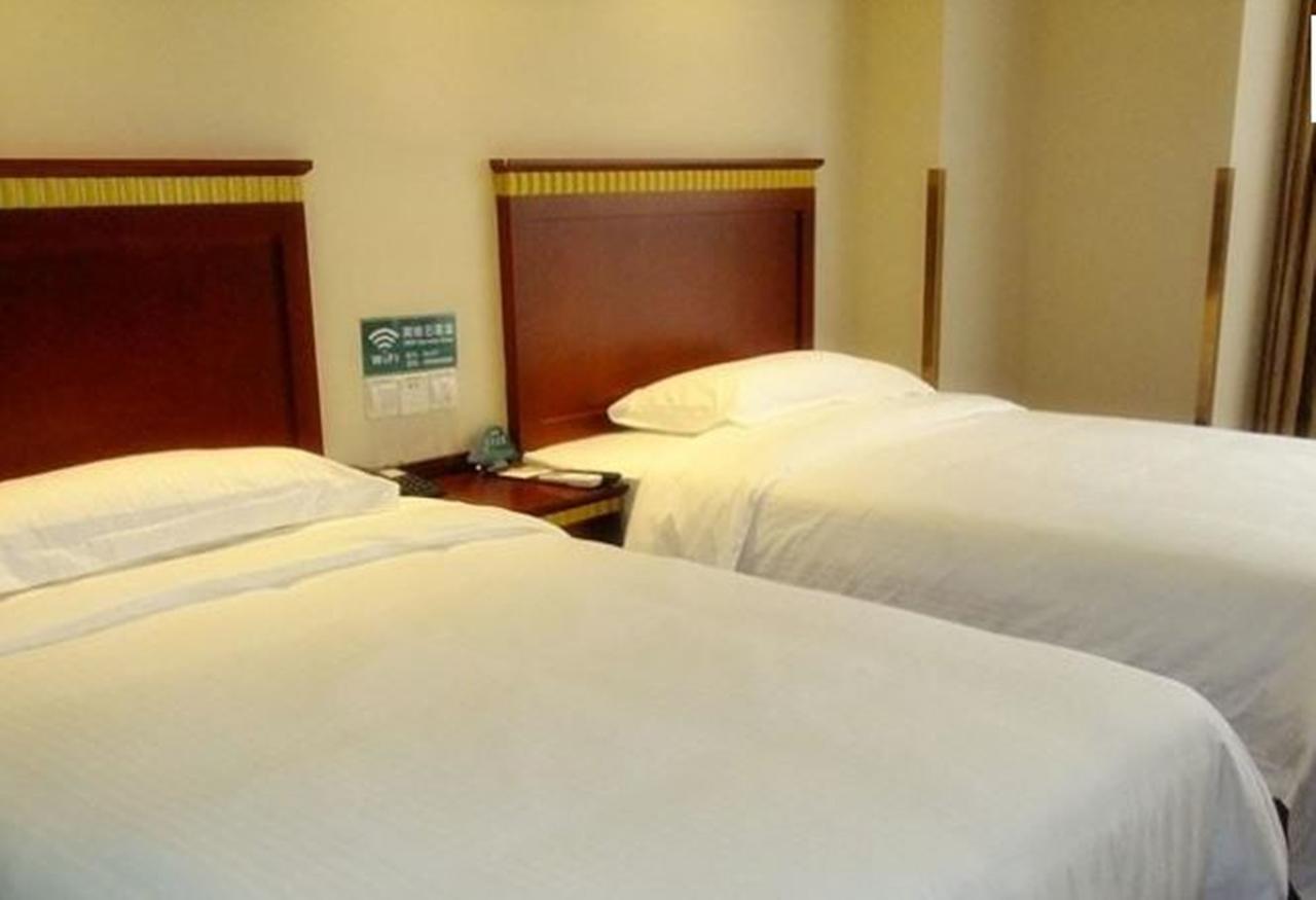 Greentree Inn Chongqing North Railway Station Express Hotel Bagian luar foto