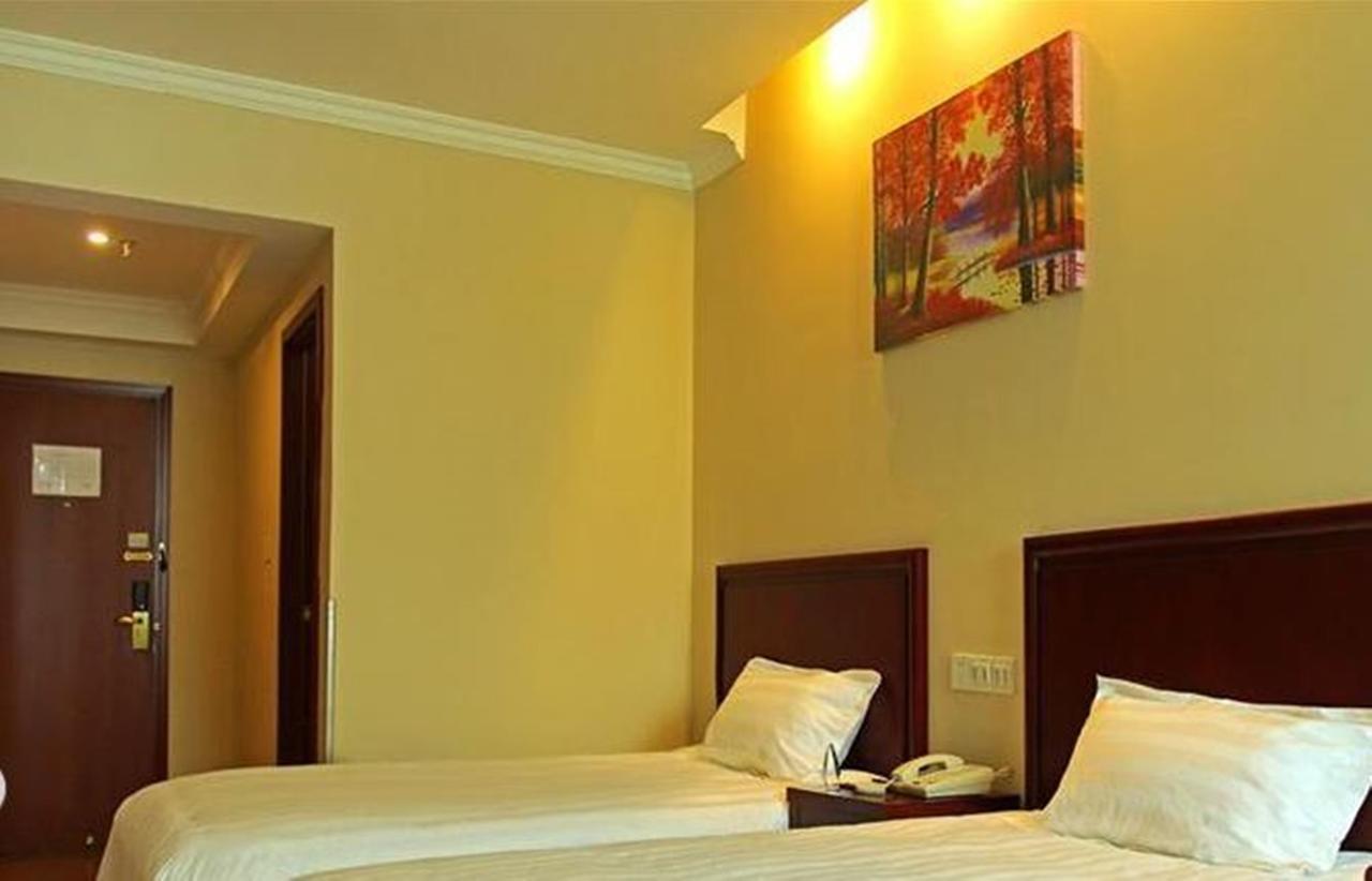 Greentree Inn Chongqing North Railway Station Express Hotel Bagian luar foto